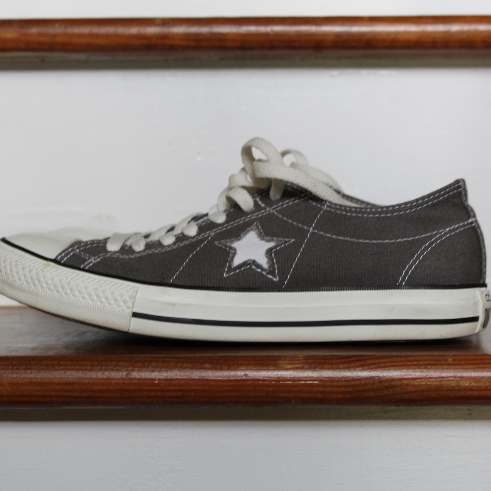 Grey Converse One Star Sneakers